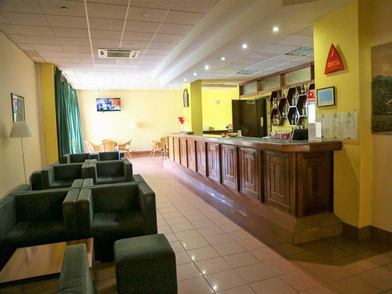Inatel Santa Maria Da Feira Hotel Buitenkant foto