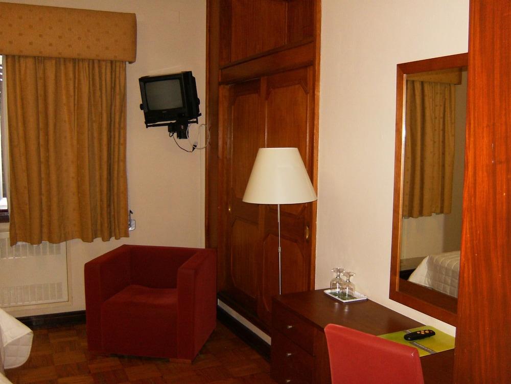 Inatel Santa Maria Da Feira Hotel Buitenkant foto