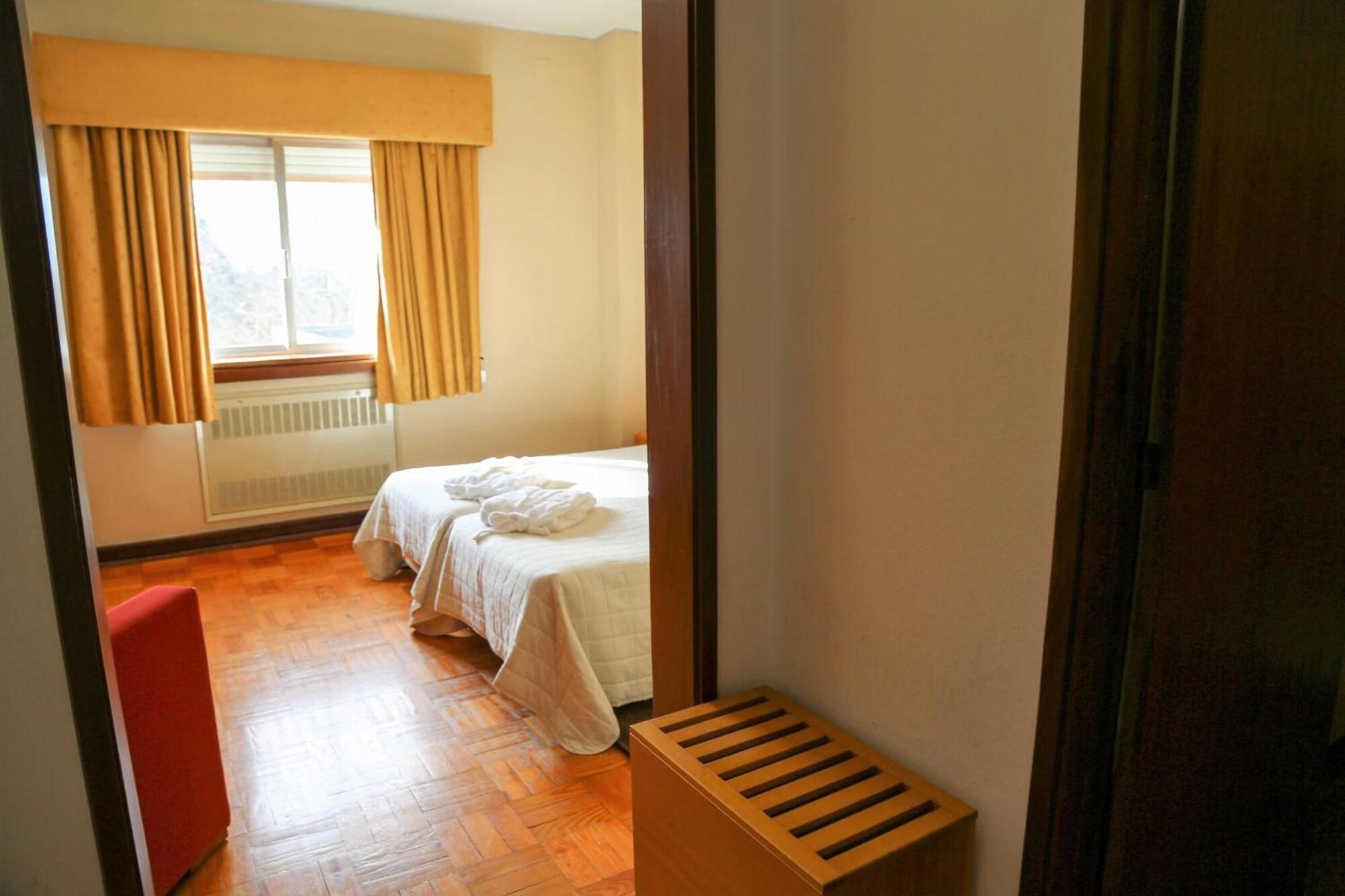 Inatel Santa Maria Da Feira Hotel Buitenkant foto