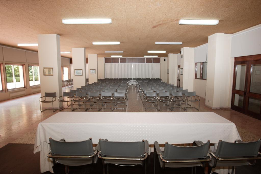 Inatel Santa Maria Da Feira Hotel Buitenkant foto
